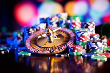 Bonus features and free spins mechanics Bonus features and free spins trigger